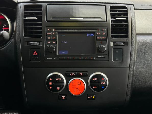 Nissan Tiida I Рестайлинг с пробегом 2012 года, цена 740 000 рублей, 150766 км, хэтчбек, Автокод Объявления