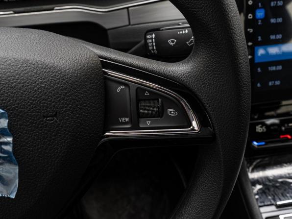 Skoda Superb III Рестайлинг с пробегом 2025 года, цена 3 200 000 рублей, 33 км, лифтбек, Автокод Объявления