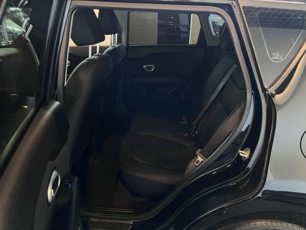 Kia Soul II Рестайлинг с пробегом 2018 года, цена 1 450 000 рублей, 81643 км, хэтчбек, Автокод Объявления