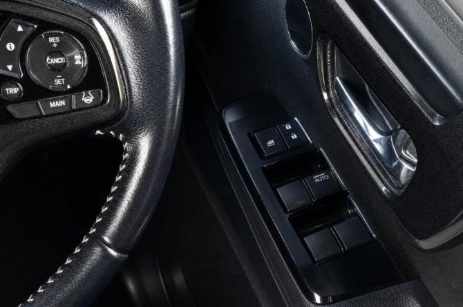 Honda N-BOX II с пробегом 2018 года, цена 1 189 000 рублей, 93000 км, микровэн, Автокод Объявления