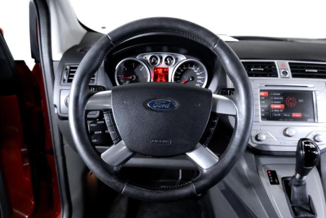 Ford Kuga I с пробегом 2011 года, цена 940 000 рублей, 184386 км, внедорожник, Автокод Объявления