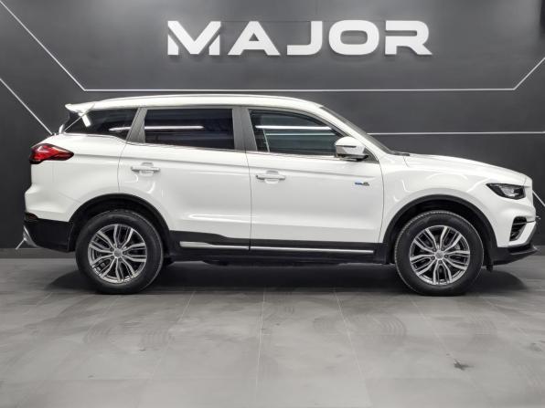Geely Atlas Pro с пробегом 2022 года, цена 1 970 000 рублей, 40996 км, внедорожник, Автокод Объявления