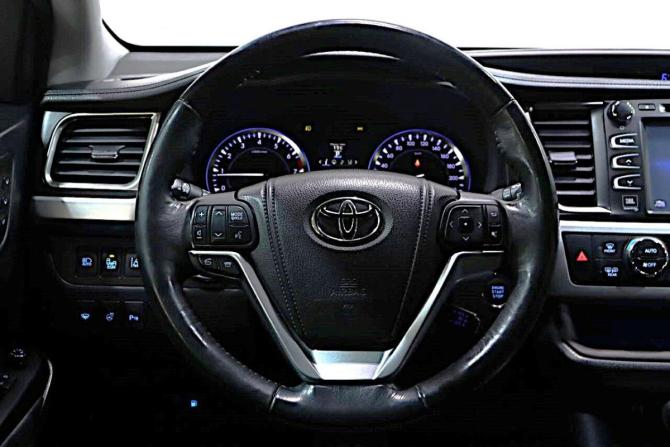 Toyota Highlander III (XU50) с пробегом 2014 года, цена 3 082 000 рублей, 134000 км, внедорожник, Автокод Объявления