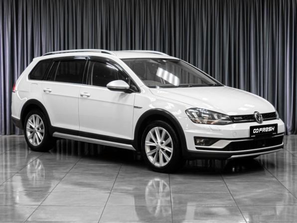 Volkswagen Golf VII Рестайлинг с пробегом 2017 года, цена 1 799 000 рублей, 172982 км, универсал, Автокод Объявления