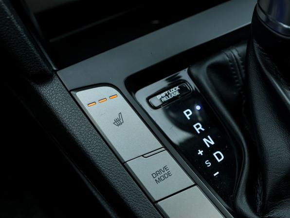 Hyundai Elantra VI (AD) Рестайлинг с пробегом 2020 года, цена 1 680 000 рублей, 64598 км, седан, Автокод Объявления