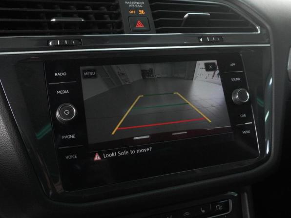 Volkswagen Tiguan II с пробегом 2019 года, цена 2 489 000 рублей, 78128 км, внедорожник, Автокод Объявления