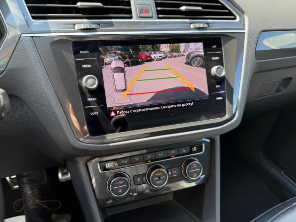 Volkswagen Tiguan II с пробегом 2019 года, цена 2 399 000 рублей, 198000 км, внедорожник, Автокод Объявления
