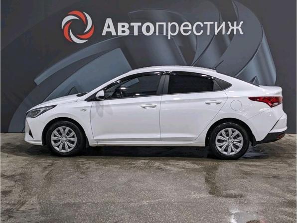 Solaris HS с пробегом 2024 года, цена 1 810 000 рублей, 40500 км, седан, Автокод Объявления