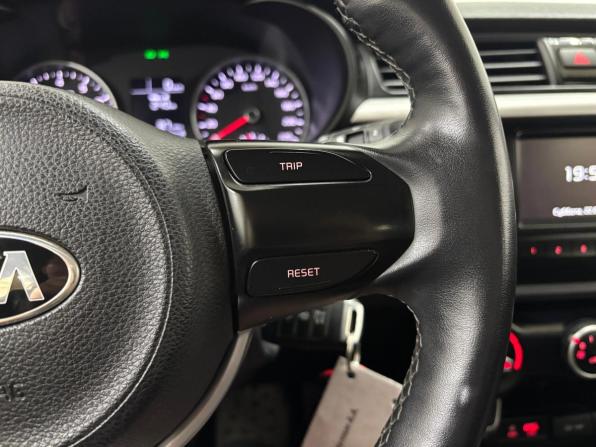 Kia Rio IV с пробегом 2019 года, цена 1 700 000 рублей, 55411 км, хэтчбек, Автокод Объявления