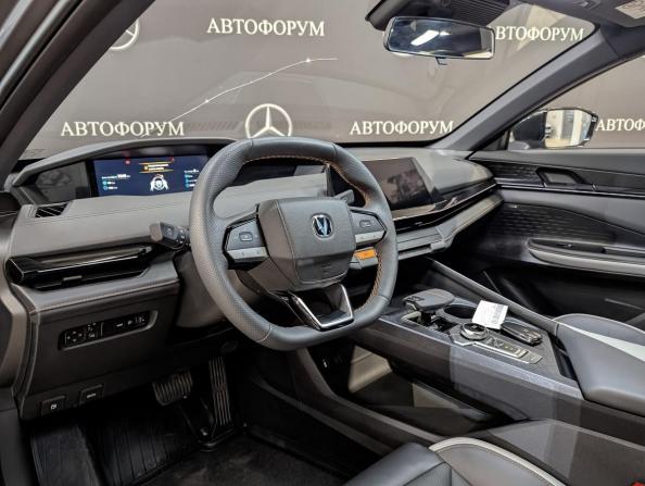 Changan UNI-V I с пробегом 2024 года, цена 2 499 000 рублей, 7734 км, лифтбек, Автокод Объявления