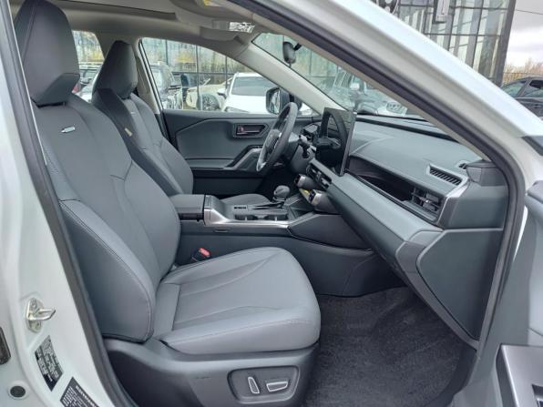 Toyota RAV4 VI (XA60) с пробегом 2025 года, цена 4 285 000 рублей, 68 км, внедорожник, Автокод Объявления