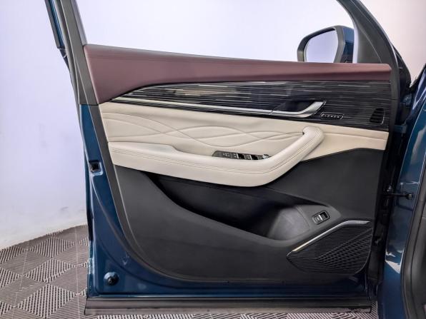 Geely Xingyue L I с пробегом 2023 года, цена 2 720 000 рублей, 97288 км, внедорожник, Автокод Объявления