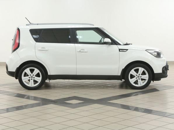Kia Soul II Рестайлинг с пробегом 2018 года, цена 1 394 000 рублей, 131236 км, хэтчбек, Автокод Объявления