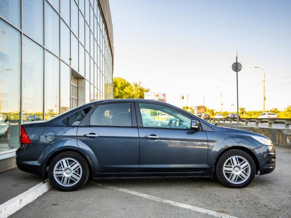 Ford Focus II Рестайлинг с пробегом 2011 года, цена 598 000 рублей, 244886 км, седан, Автокод Объявления