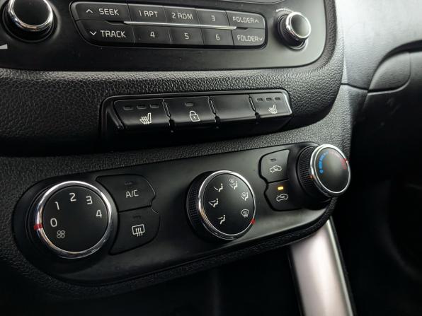 Kia Ceed II Рестайлинг с пробегом 2015 года, цена 1 175 000 рублей, 137553 км, универсал, Автокод Объявления