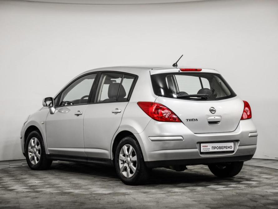 Nissan Tiida I Санкт-Петербург  - изображение 8