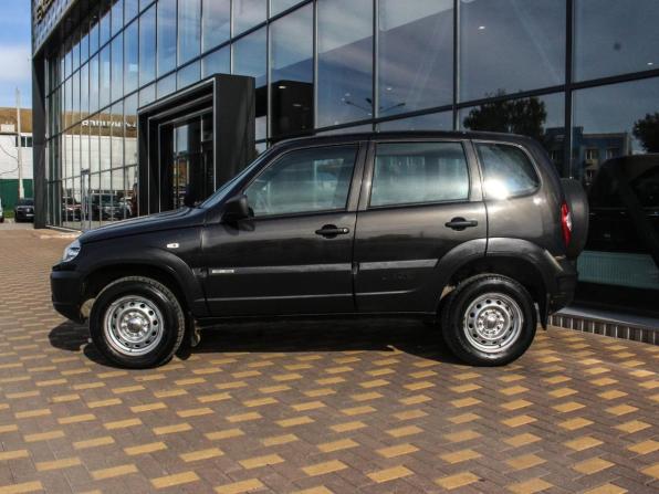 Chevrolet Niva I Рестайлинг с пробегом 2018 года, цена 735 000 рублей, 84676 км, внедорожник, Автокод Объявления