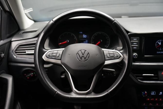 Volkswagen Polo VI с пробегом 2020 года, цена 1 595 000 рублей, 72102 км, лифтбек, Автокод Объявления