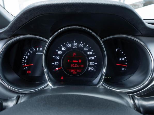 Kia Ceed II с пробегом 2015 года, цена 1 265 000 рублей, 128011 км, хэтчбек, Автокод Объявления