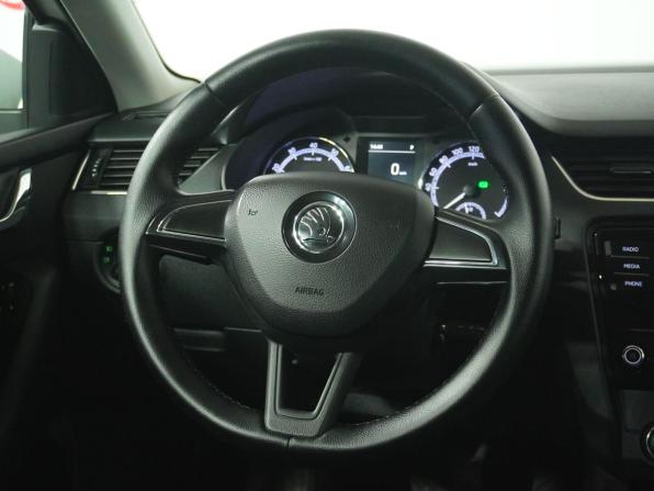Skoda Octavia III (A7) Рестайлинг с пробегом 2018 года, цена 1 549 000 рублей, 164238 км, лифтбек, Автокод Объявления