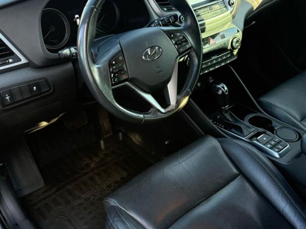 Hyundai Tucson III с пробегом 2016 года, цена 1 950 000 рублей, 126382 км, внедорожник, Автокод Объявления