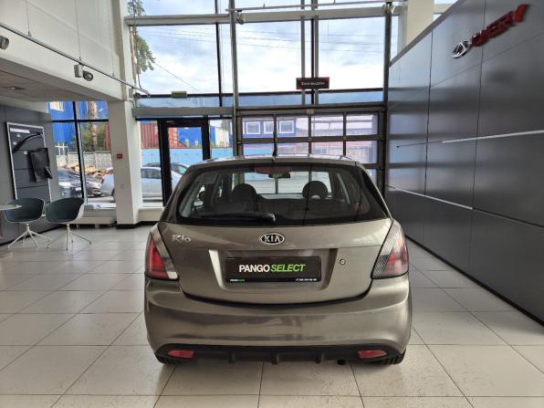 Kia Rio II Рестайлинг с пробегом 2011 года, цена 549 000 рублей, 229020 км, хэтчбек, Автокод Объявления