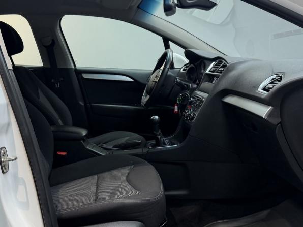 Citroen C4 II Рестайлинг с пробегом 2018 года, цена 1 250 000 рублей, 139000 км, седан, Автокод Объявления