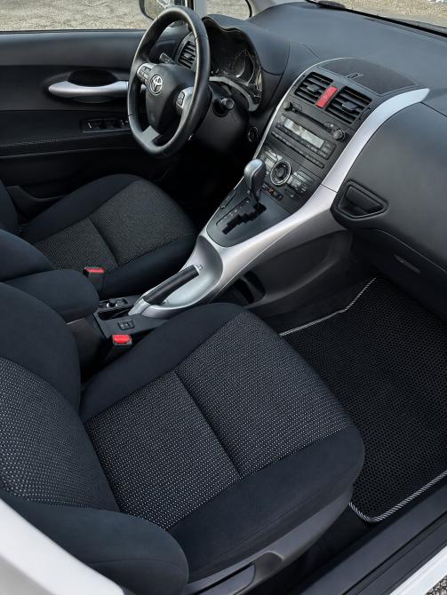 Toyota Auris I Рестайлинг Набережные Челны  - изображение 17