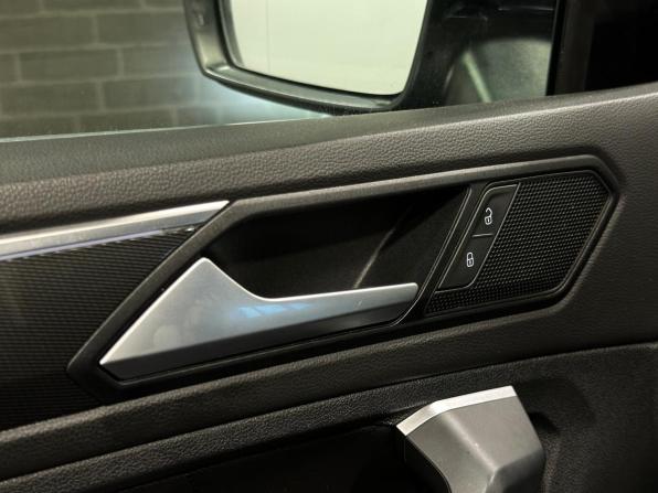 Volkswagen Tiguan II с пробегом 2019 года, цена 2 880 000 рублей, 55040 км, внедорожник, Автокод Объявления