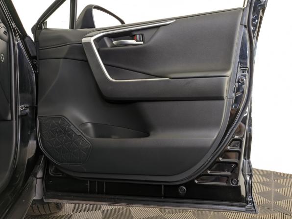 Toyota RAV4 V (XA50) с пробегом 2019 года, цена 3 595 000 рублей, 33441 км, внедорожник, Автокод Объявления