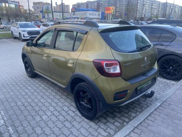Renault Sandero II с пробегом 2017 года, цена 1 044 000 рублей, 122429 км, хэтчбек, Автокод Объявления