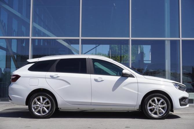 Lada (ВАЗ) Vesta I Рестайлинг (NG) с пробегом 2024 года, цена 1 514 000 рублей, 27000 км, универсал, Автокод Объявления