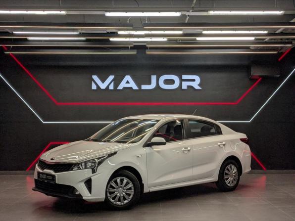 Kia Rio IV Рестайлинг с пробегом 2021 года, цена 1 390 000 рублей, 97751 км, седан, Автокод Объявления