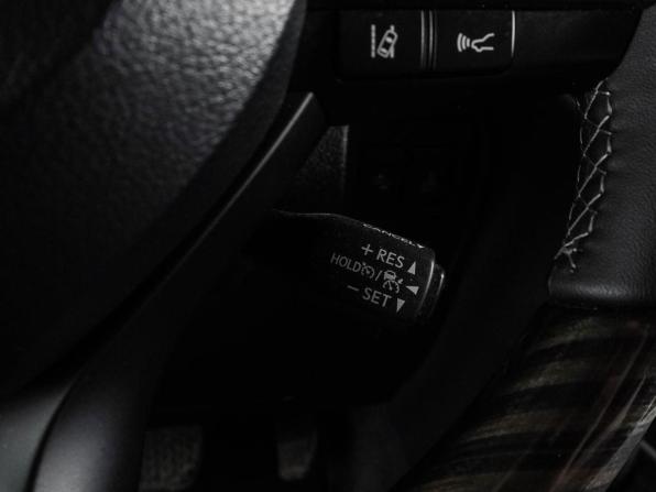Lexus LX III Рестайлинг 2 с пробегом 2018 года, цена 7 899 000 рублей, 134542 км, внедорожник, Автокод Объявления