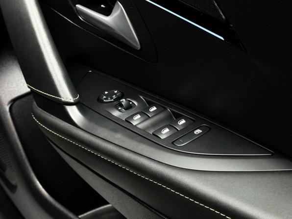 Peugeot 208 II с пробегом 2020 года, цена 1 149 000 рублей, 35900 км, хэтчбек, Автокод Объявления