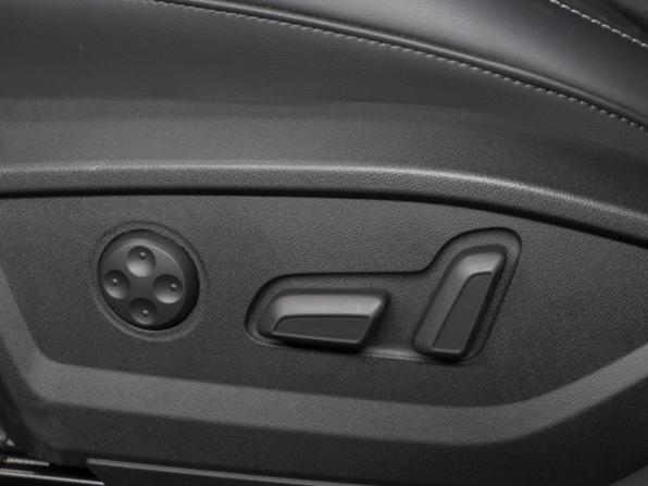 Audi Q2 I Рестайлинг с пробегом 2026 года, цена 3 690 000 рублей, 50 км, внедорожник, Автокод Объявления