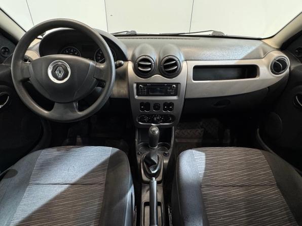 Renault Sandero I с пробегом 2013 года, цена 670 000 рублей, 133150 км, хэтчбек, Автокод Объявления