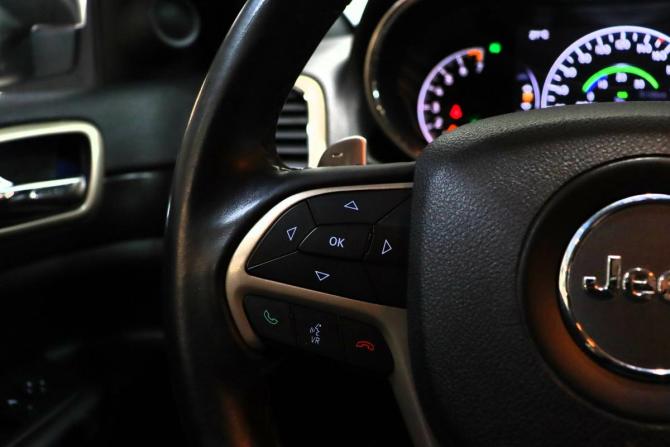 Jeep Grand Cherokee IV (WK2) Рестайлинг с пробегом 2013 года, цена 2 150 000 рублей, 179576 км, внедорожник, Автокод Объявления