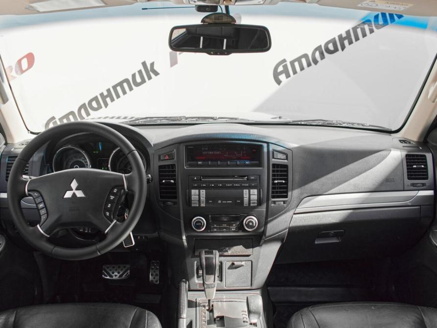 Mitsubishi Pajero IV Рестайлинг 1 Екатеринбург  - изображение 10