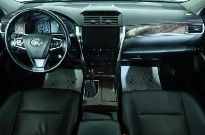Toyota Camry VII (XV50) Рестайлинг 2 с пробегом 2017 года, цена 2 499 000 рублей, 107000 км, седан, Автокод Объявления
