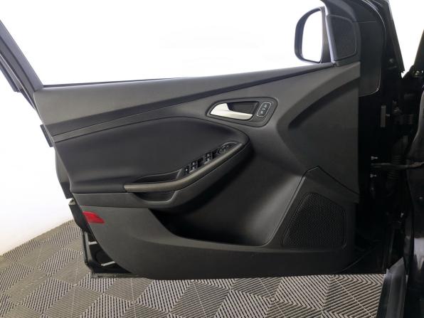 Ford Focus III Рестайлинг с пробегом 2018 года, цена 1 270 000 рублей, 87268 км, седан, Автокод Объявления