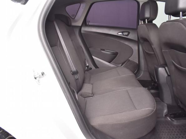 Opel Astra J Рестайлинг с пробегом 2014 года, цена 640 000 рублей, 108012 км, хэтчбек, Автокод Объявления