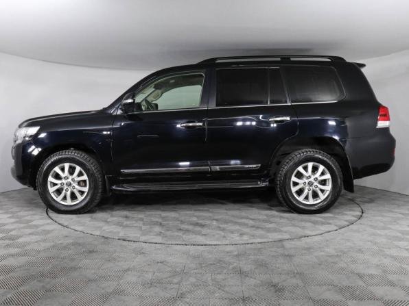 Toyota Land Cruiser 200 Series Рестайлинг 2 с пробегом 2019 года, цена 8 190 000 рублей, 65646 км, внедорожник, Автокод Объявления
