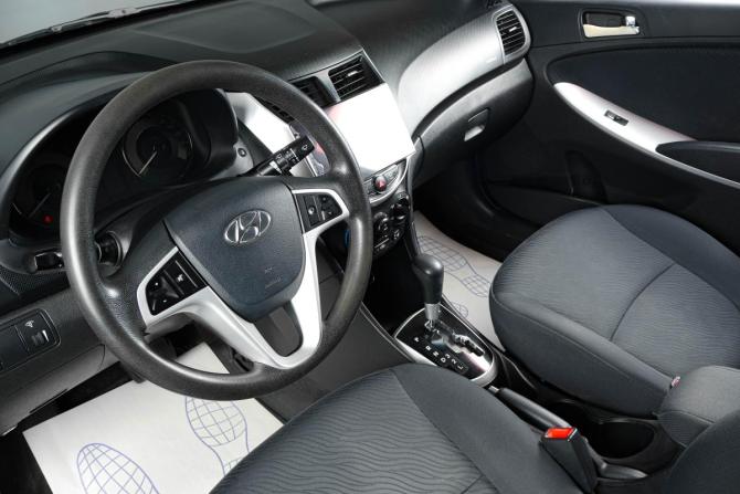 Hyundai Solaris I с пробегом 2012 года, цена 999 000 рублей, 85699 км, седан, Автокод Объявления