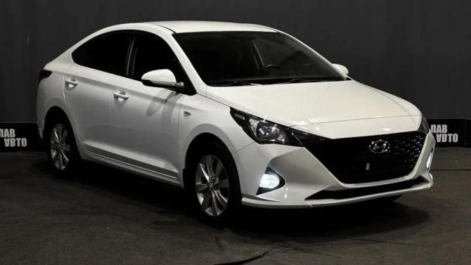 Hyundai Solaris II Рестайлинг с пробегом 2021 года, цена 1 549 000 рублей, 104292 км, седан, Автокод Объявления