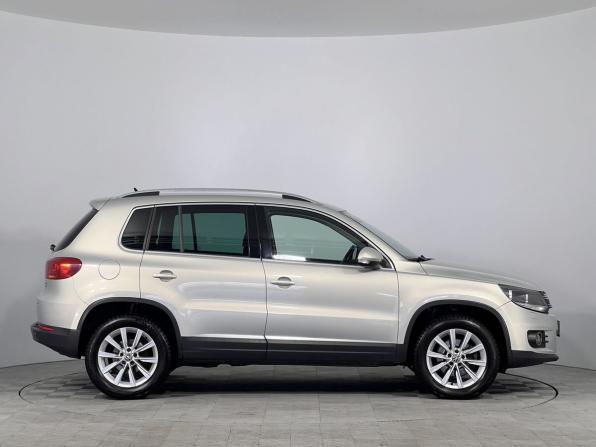 Volkswagen Tiguan I Рестайлинг с пробегом 2011 года, цена 1 200 000 рублей, 152000 км, внедорожник, Автокод Объявления