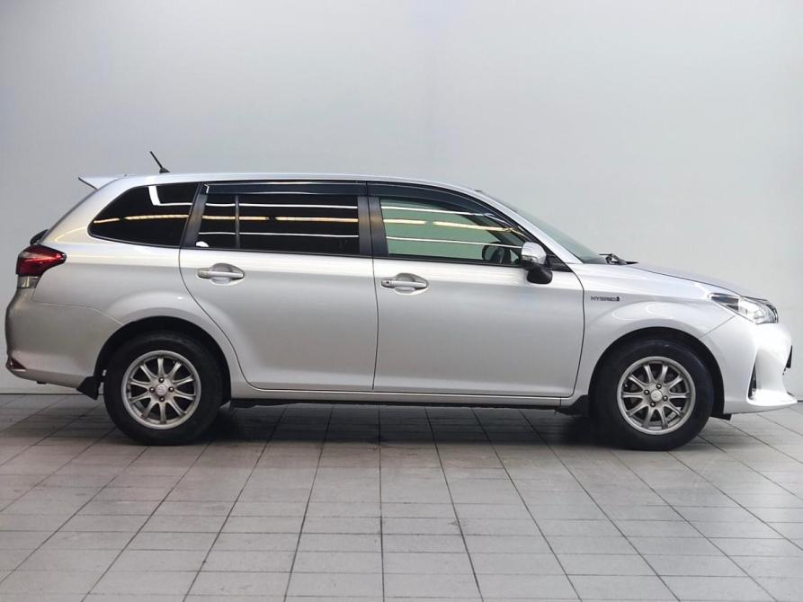 Toyota Corolla XI (E160 E170) Рестайлинг 2 Барнаул  - изображение 5