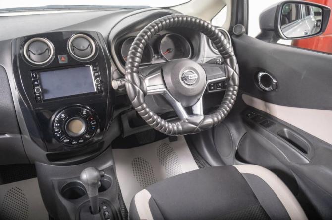 Nissan Note II Рестайлинг с пробегом 2018 года, цена 1 099 000 рублей, 45000 км, хэтчбек, Автокод Объявления