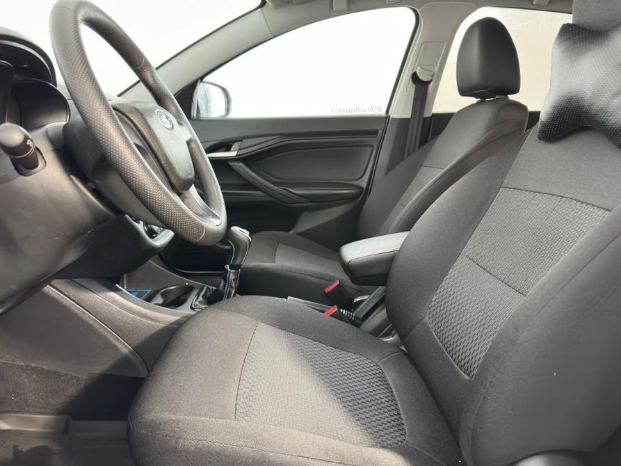 Lada (ВАЗ) Vesta I Великий Новгород  - изображение 7