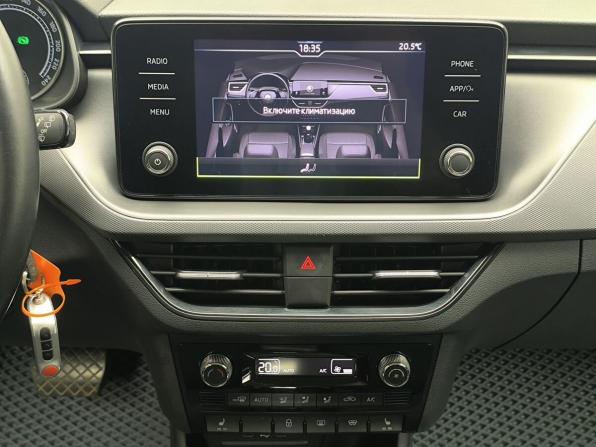 Skoda Rapid II с пробегом 2021 года, цена 1 547 000 рублей, 119407 км, лифтбек, Автокод Объявления
